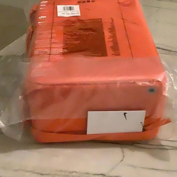 NWT Nike Shoe Box Bag - Picture 12 of 15
